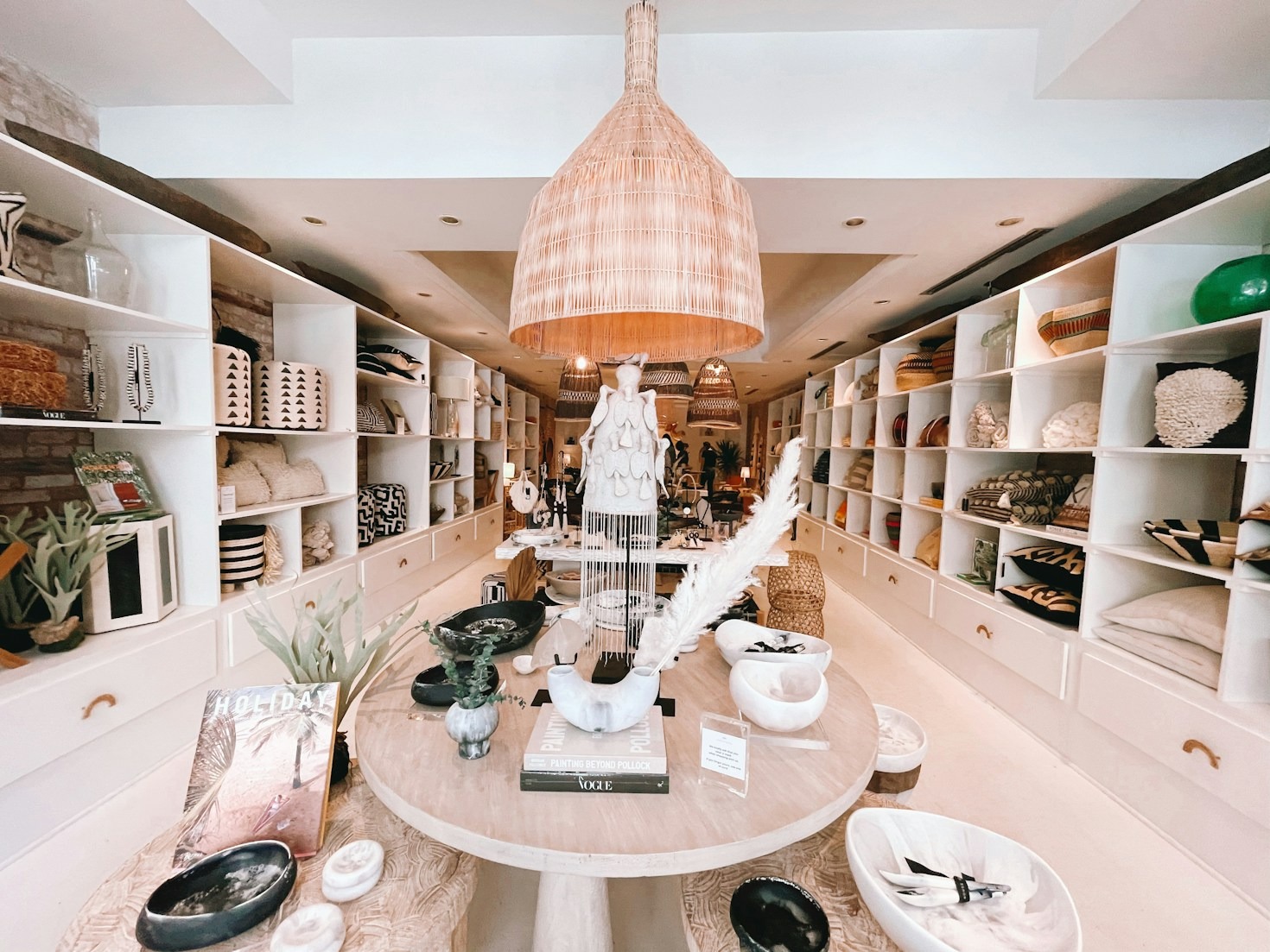 The Interconnection of Astrology, Wellness, and Personal Growth